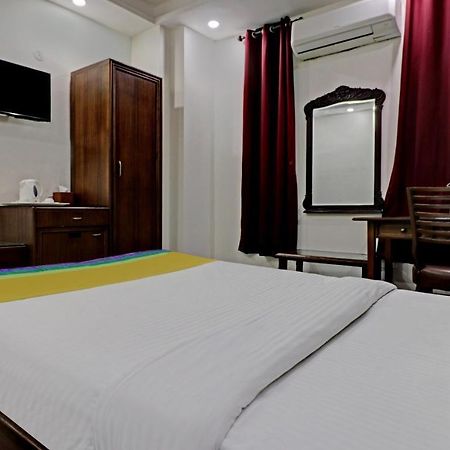 Itsy Hotels Hamlets Stay Noida Ngoại thất bức ảnh