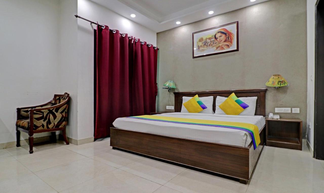 Itsy Hotels Hamlets Stay Noida Ngoại thất bức ảnh