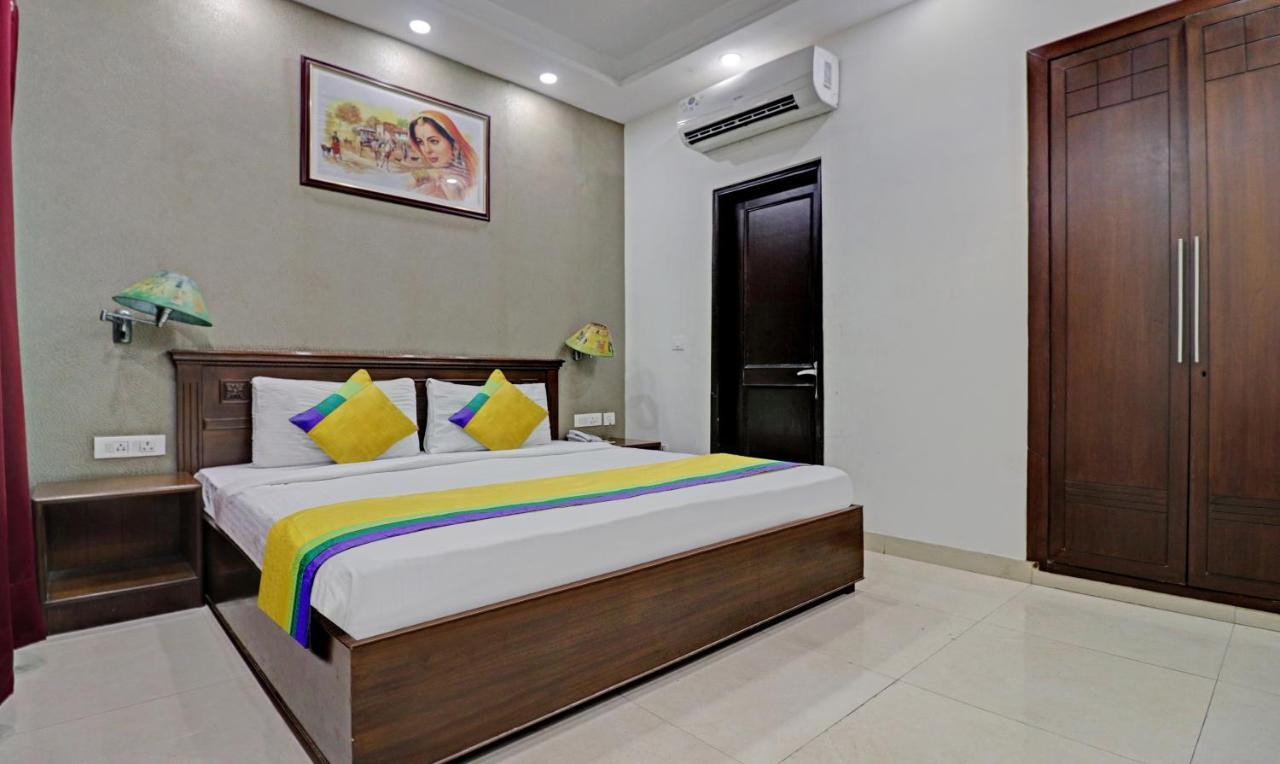Itsy Hotels Hamlets Stay Noida Ngoại thất bức ảnh