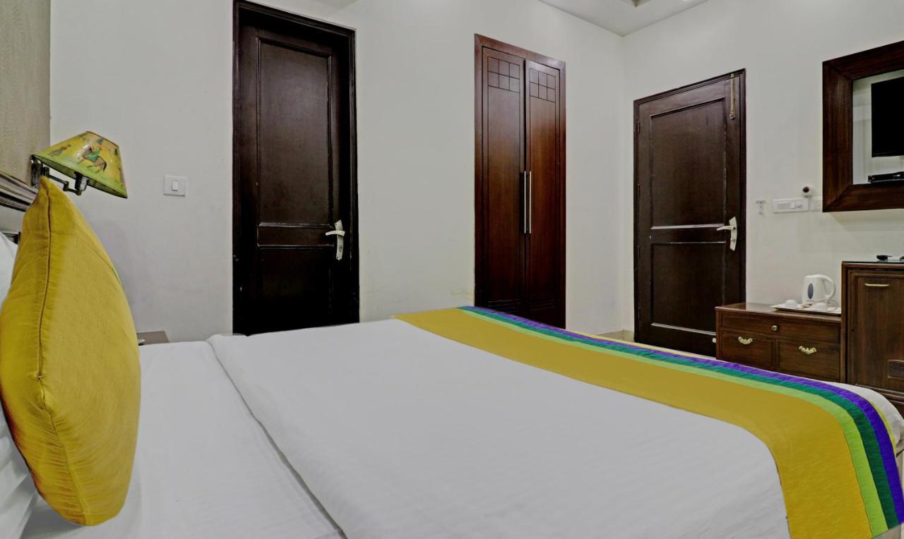 Itsy Hotels Hamlets Stay Noida Ngoại thất bức ảnh