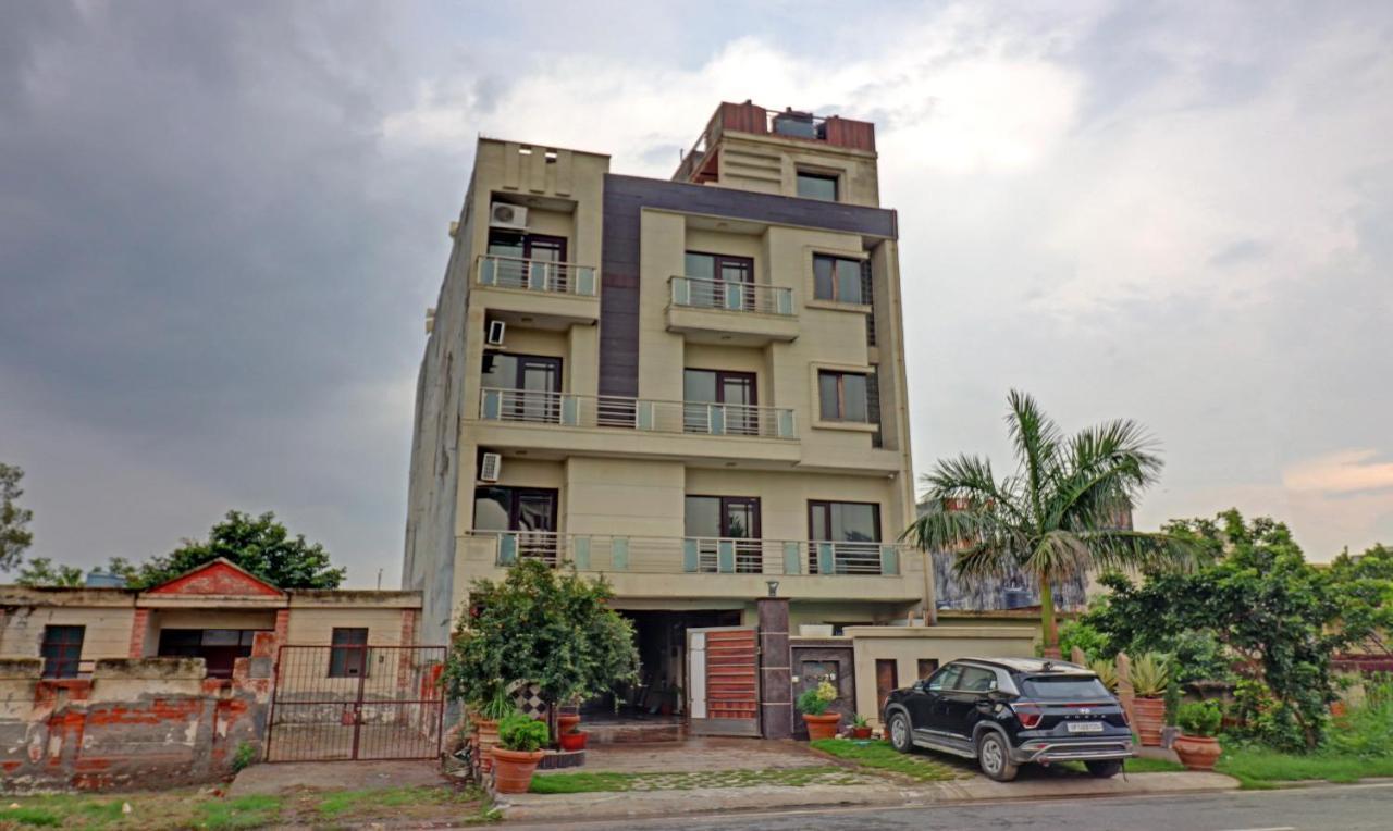Itsy Hotels Hamlets Stay Noida Ngoại thất bức ảnh